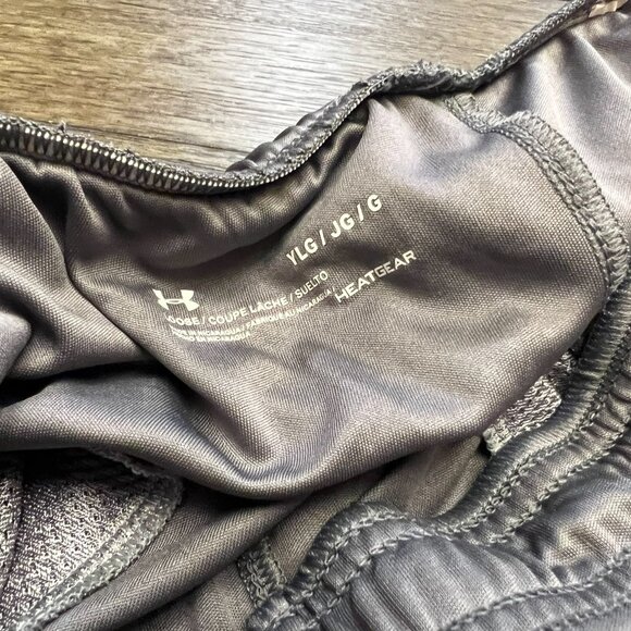 Under Armour Grey Boy's Heatgear Basketball Short Size Large - Picture 2 of 3